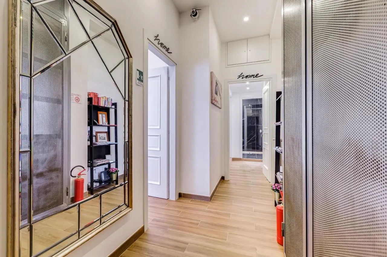 Lovely Two-Room Apartment In The Center Of Rome