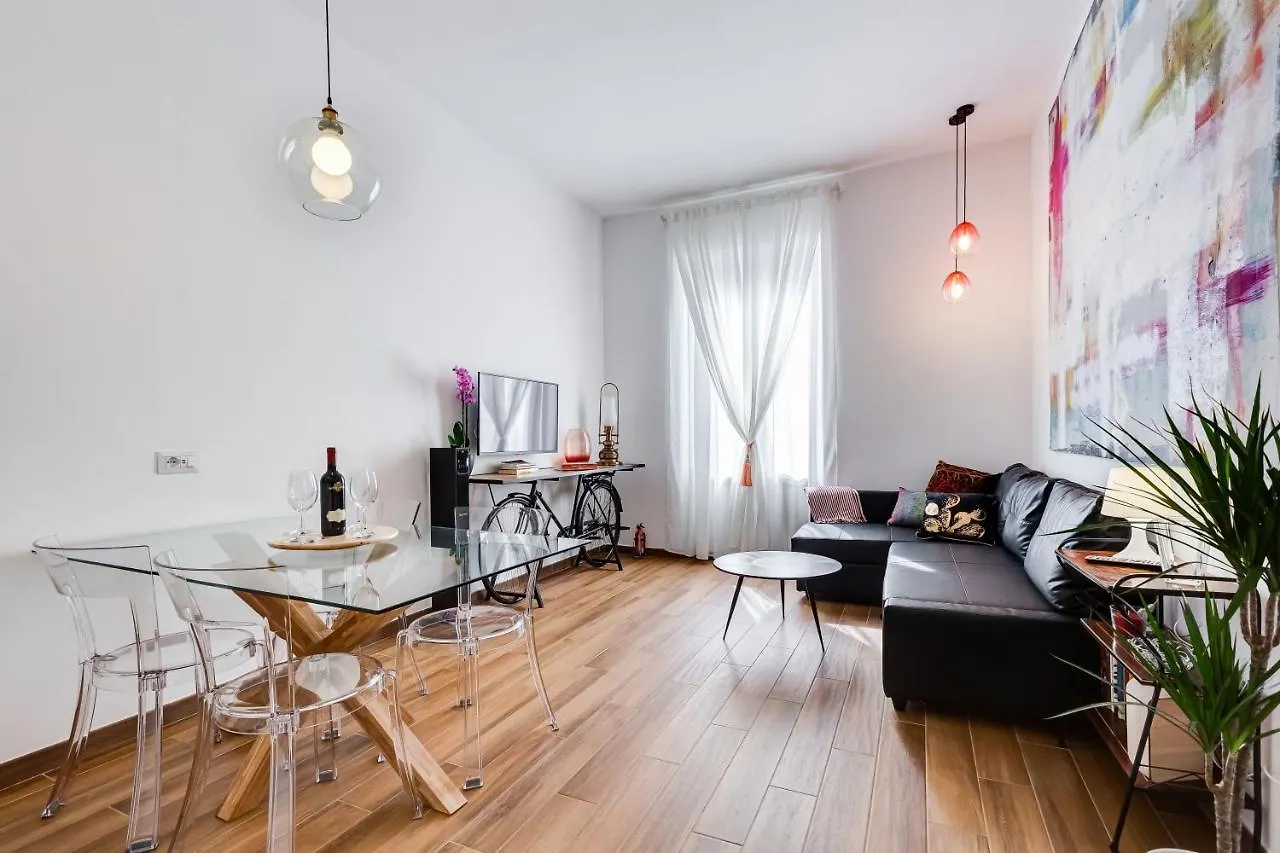 Lovely Two-Room Apartment In The Center Of Rome 0*,  Italy
