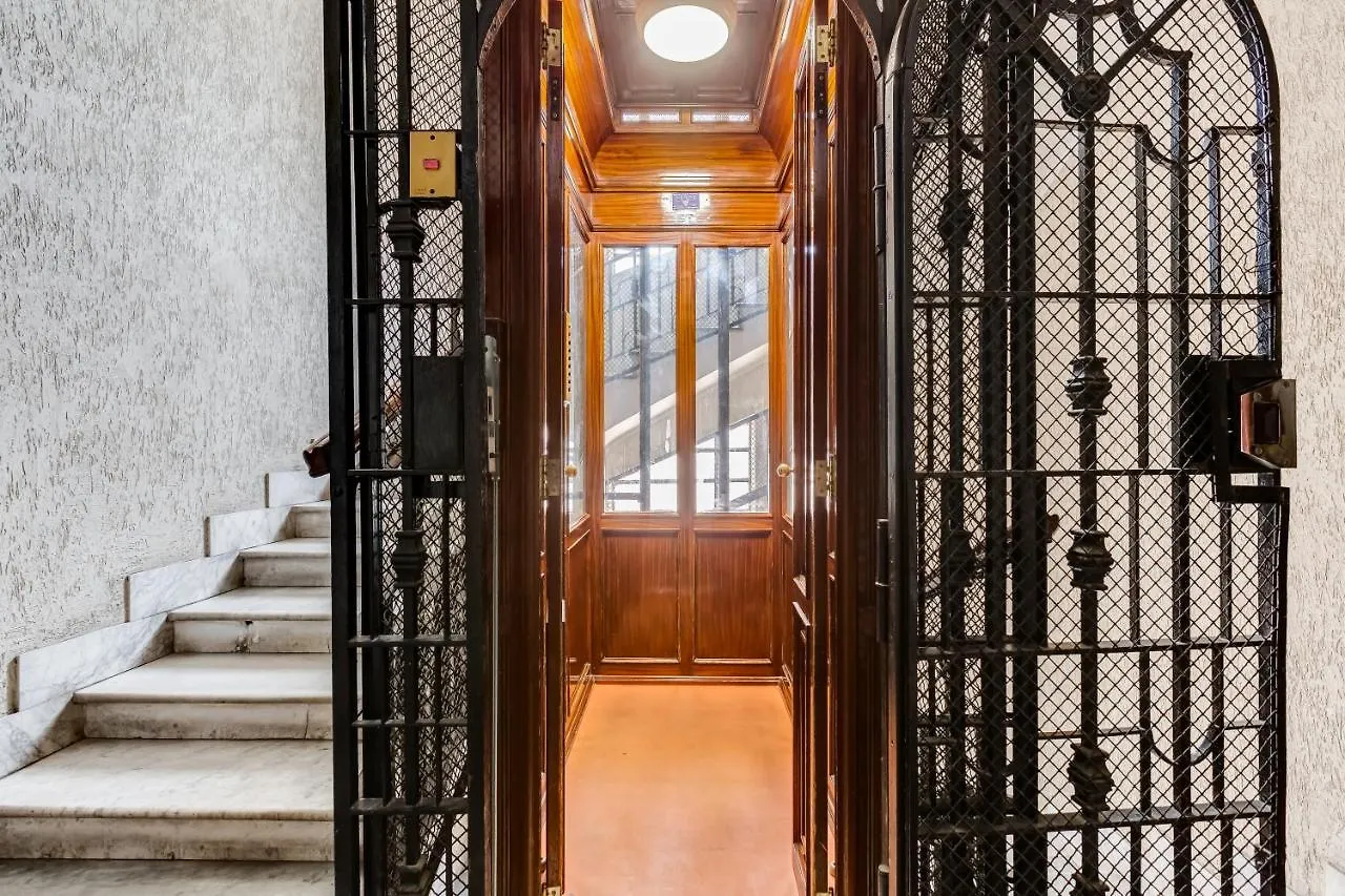 Lovely Two-Room Apartment In The Center Of Rome