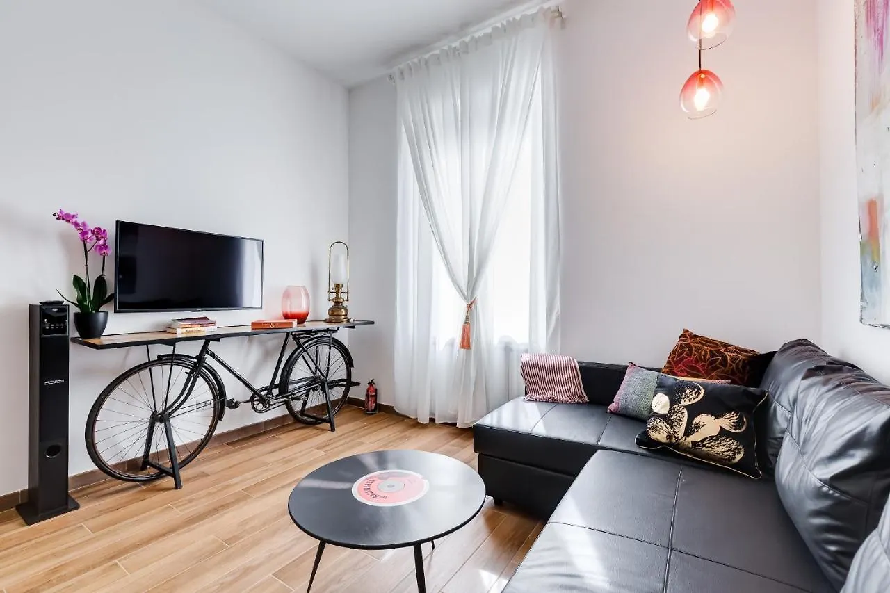 Lovely Two-Room Apartment In The Center Of Rome